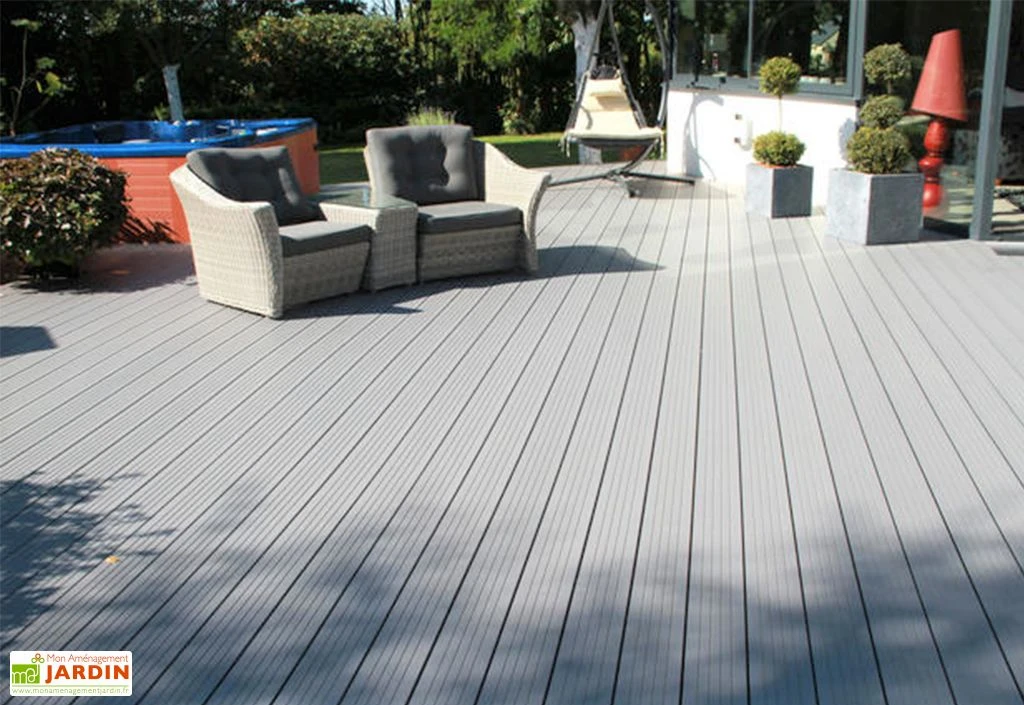 Lames De Terrasse Réversibles En Composite Chaussey Pro 150 – 20 M² 6 Lames De Terrasse Réversibles En Composite Chaussey Pro 150 – 20 M² – Image 6