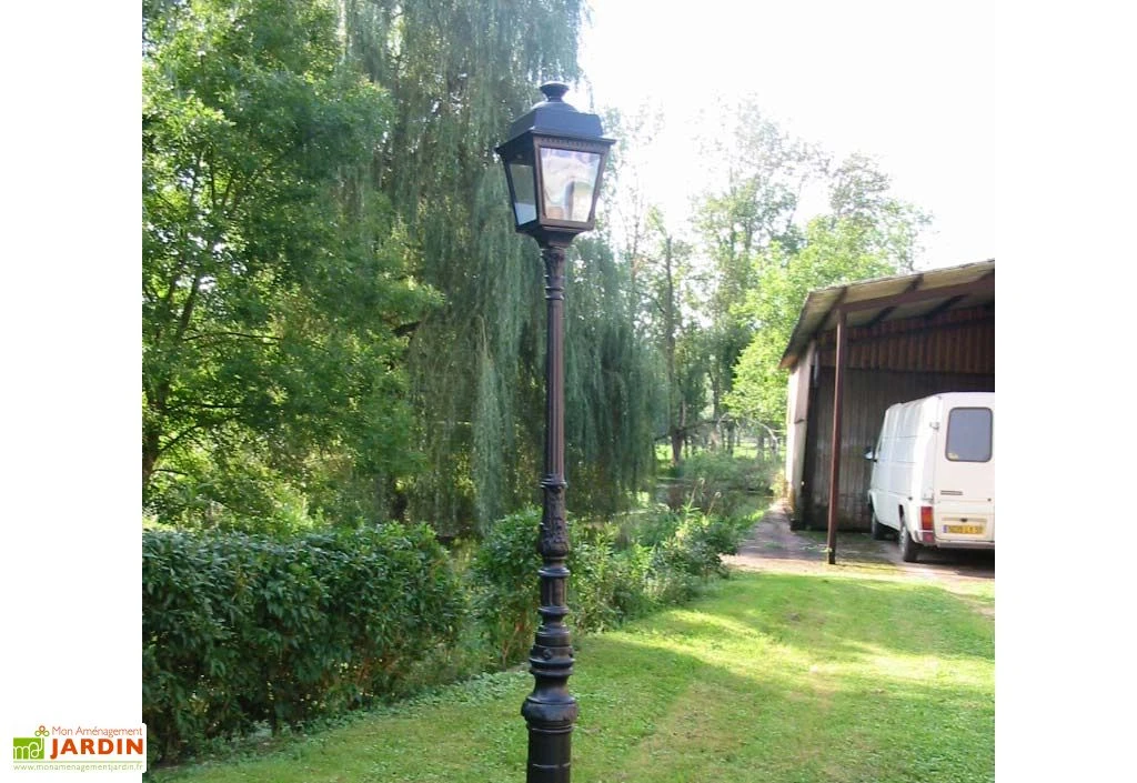 Lampadaire Vallage En Fonte Villandry 2 Lampadaire Vallage En Fonte Villandry – Image 2