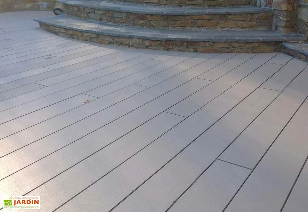 Lames De Terrasse En Composite Pleines Et Réversibles 20 M² 2 Lames De Terrasse En Composite Pleines Et Réversibles 20 M² – Image 2