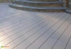 Lames De Terrasse En Composite Pleines Et Réversibles 30 M² -Promos Grillet Jardin Boutique terrasse composite green outside 1